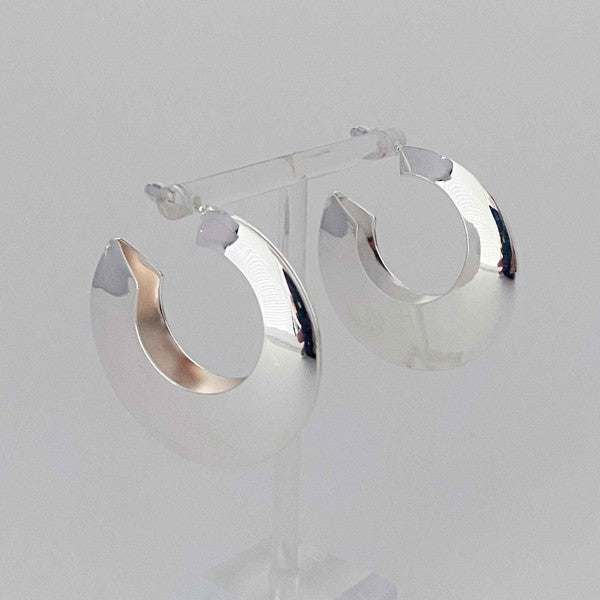 Light And Modern Hoop Earrings