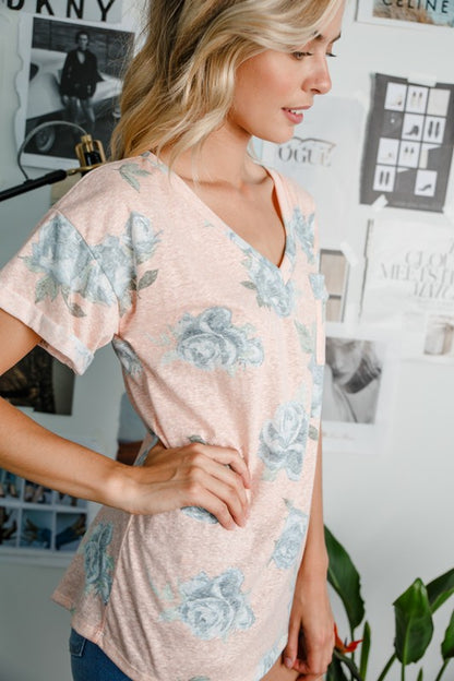 PLUS TRIBLEND FLORAL POCKET TOP