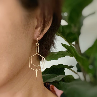 Dainty Dimensional Drop Earrings