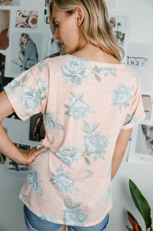 PLUS TRIBLEND FLORAL POCKET TOP