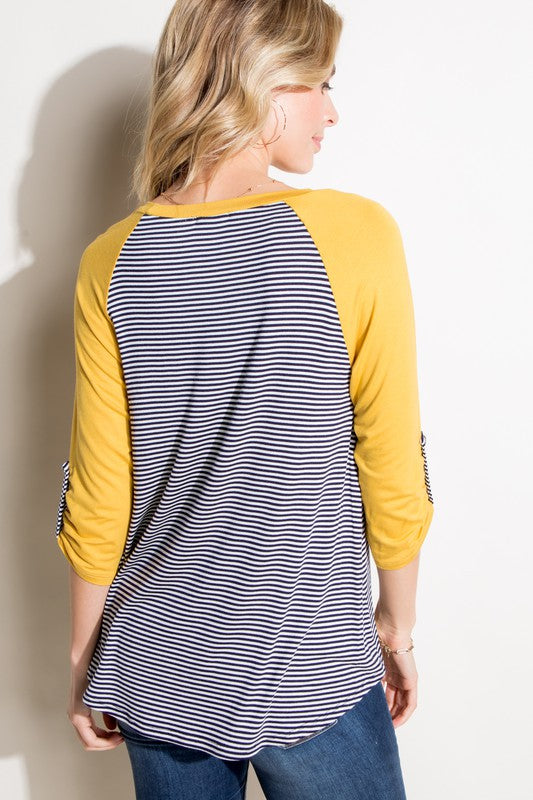 STRIPE SOLID ROLL UP SLEEVE TOP