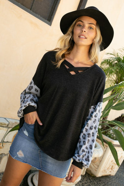 PLUS ANIMAL MIXED VOLUME SLEEVE TOP