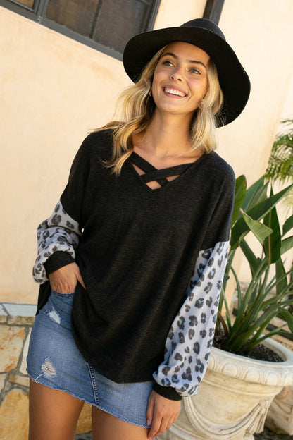 PLUS ANIMAL MIXED VOLUME SLEEVE TOP