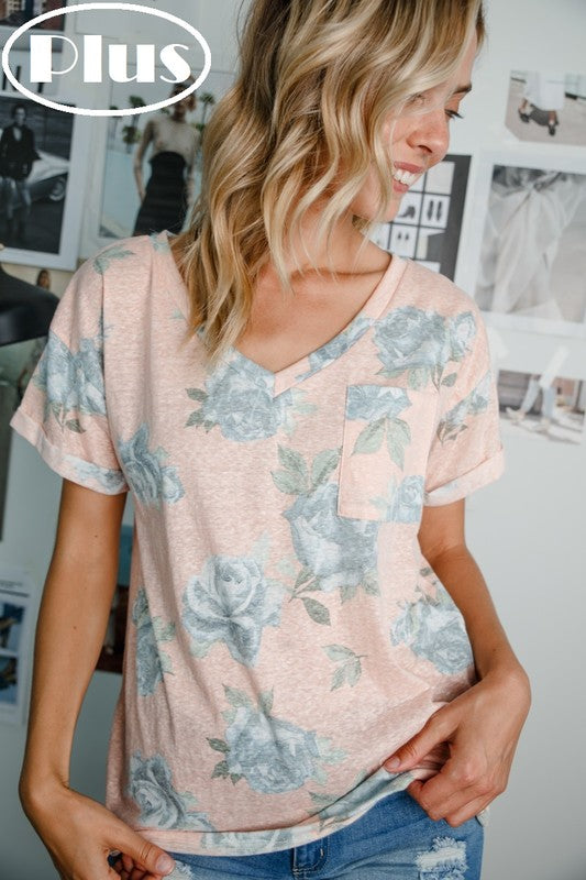 PLUS TRIBLEND FLORAL POCKET TOP