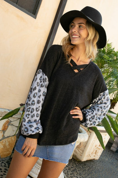 PLUS ANIMAL MIXED VOLUME SLEEVE TOP